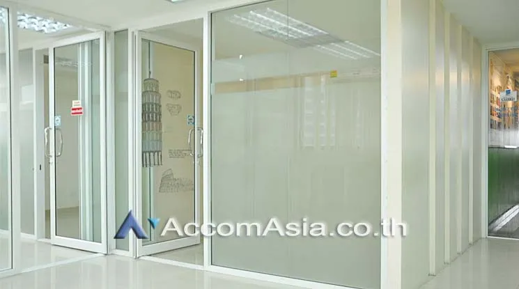 unit Office space For Rent & Sale in Ratchadaphisek, Bangkok  (AA14490)